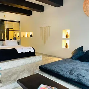 4* Hotel Tao Island Boutique